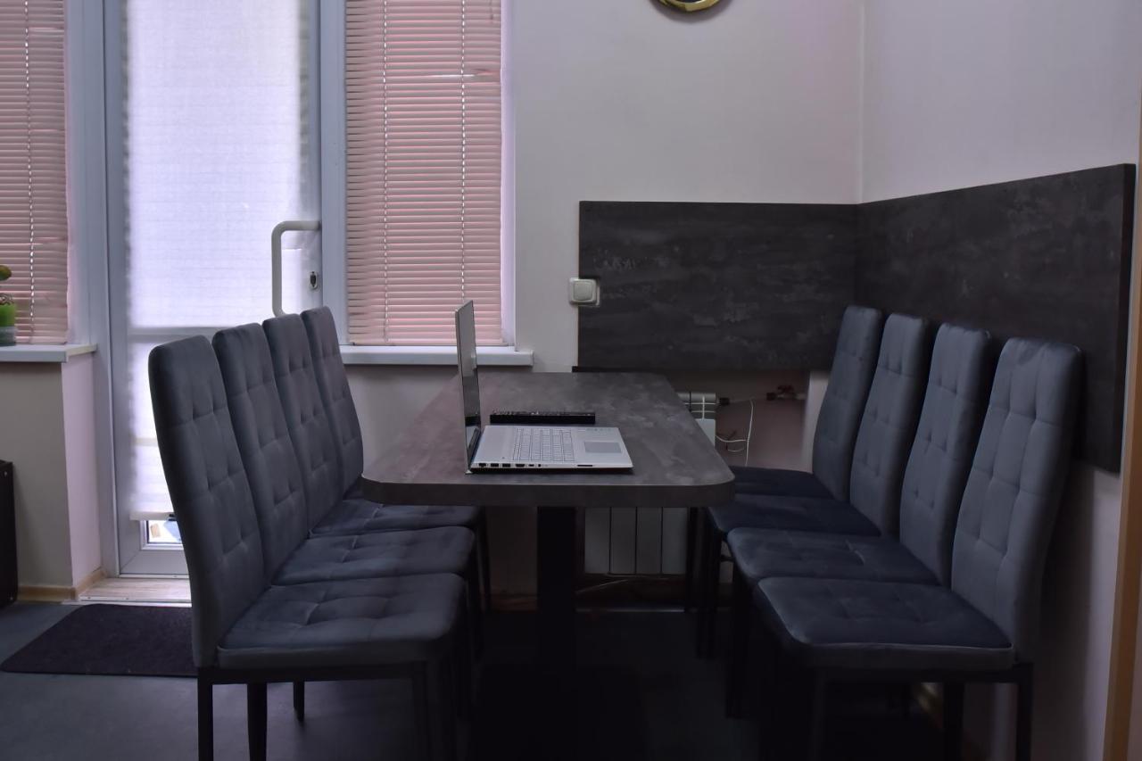 Hostel 777 Darnitsa Киев Екстериор снимка